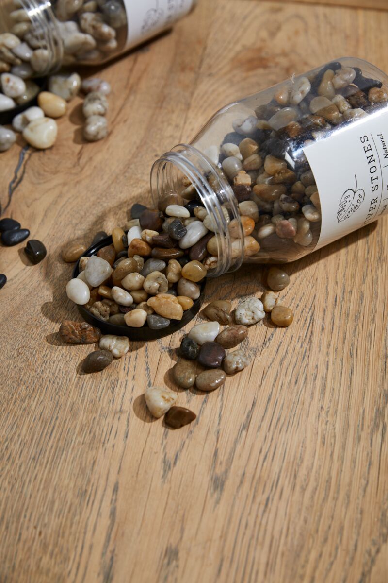 Natural River Stones – Polished Decorative Pebbles
