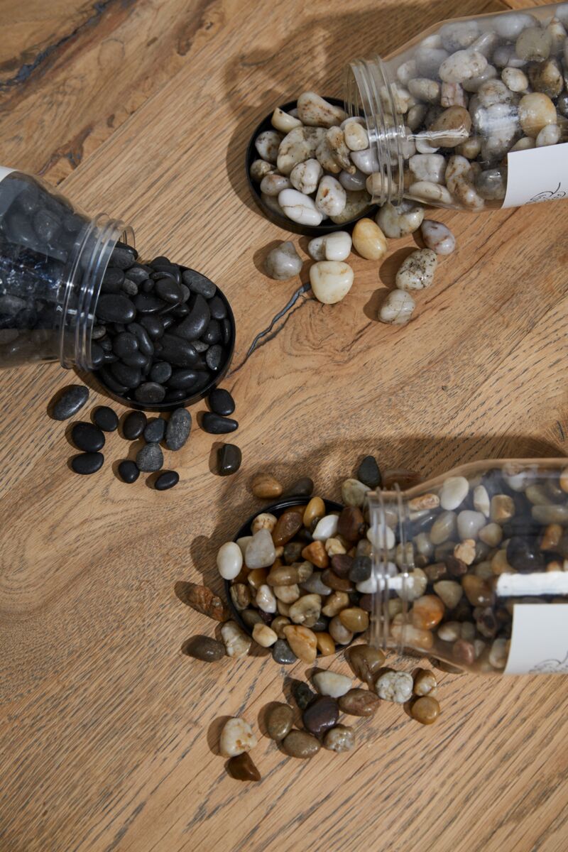 Natural River Stones – Polished Decorative Pebbles